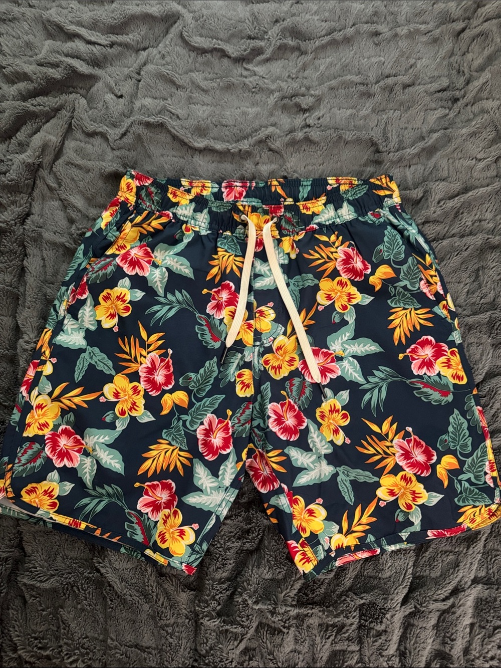 Men's Fair Harbor Floral Swim Trunks with Drawstring (Small